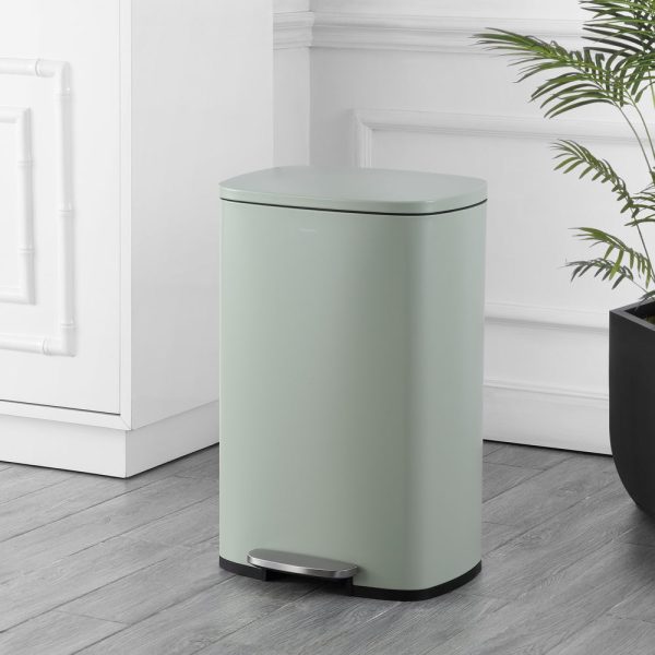 Connor 50 Liter/13 Gallon Trash Can with Free Mini Connor