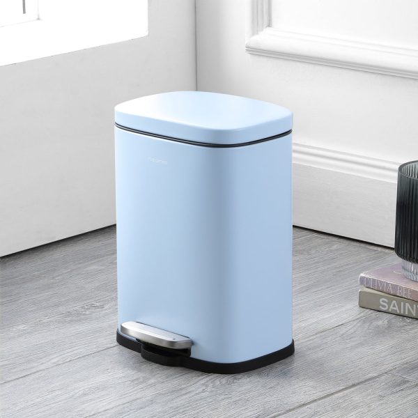 Connor 50 Liter/13 Gallon Trash Can with Free Mini Connor