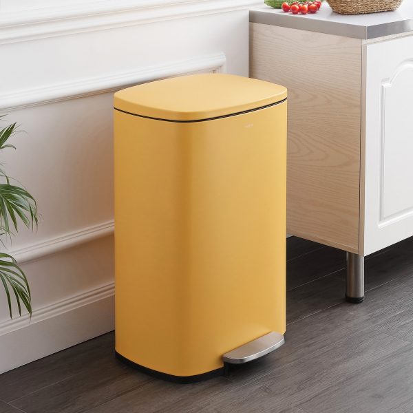 Connor 50 Liter/13 Gallon Trash Can with Free Mini Connor