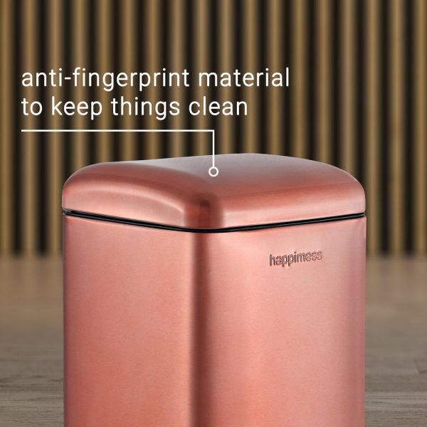 Betty Retro Mini 12 Liter/3.2 Gallon Step-Open Trash Can