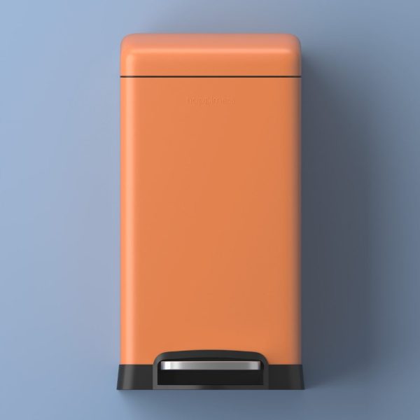 Betty Retro Mini 12 Liter/3.2 Gallon Step-Open Trash Can