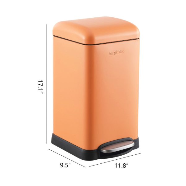 Betty Retro Mini 12 Liter/3.2 Gallon Step-Open Trash Can
