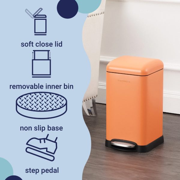 Betty Retro Mini 12 Liter/3.2 Gallon Step-Open Trash Can