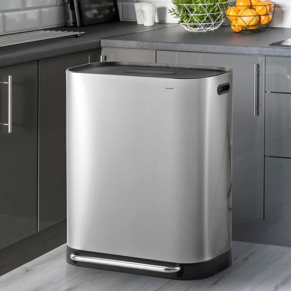 Beni 60 Liter/16 Gallon Kitchen Trash/Recycling Trash Can